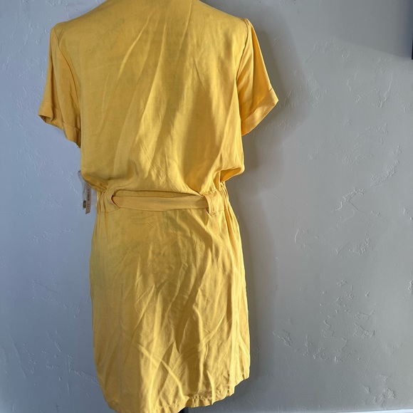 NWT Justify medium collared mustard button down dress, tie waist and pockets! - Picture 2 of 14